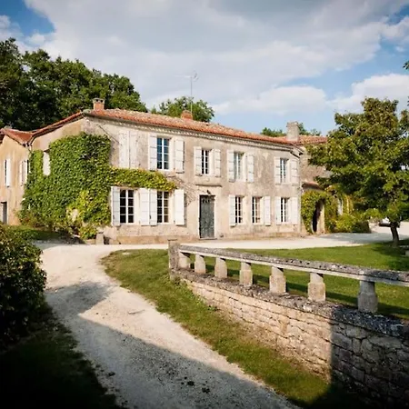 Logis De Bournet Hébergement de vacances *