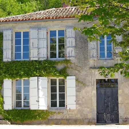 Logis De Bournet *