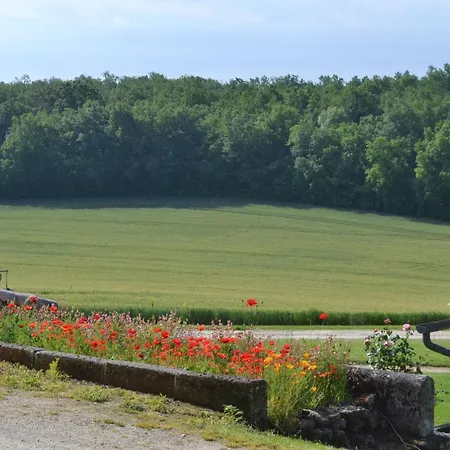 Holiday home Logis De Bournet Mouthiers-sur-Boeme