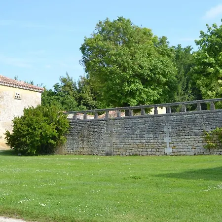 Logis De Bournet Holiday home