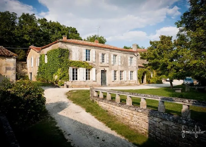 Logis De Bournet Casa de Férias *