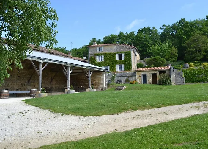 Logis De Bournet Mouthiers-sur-Boeme